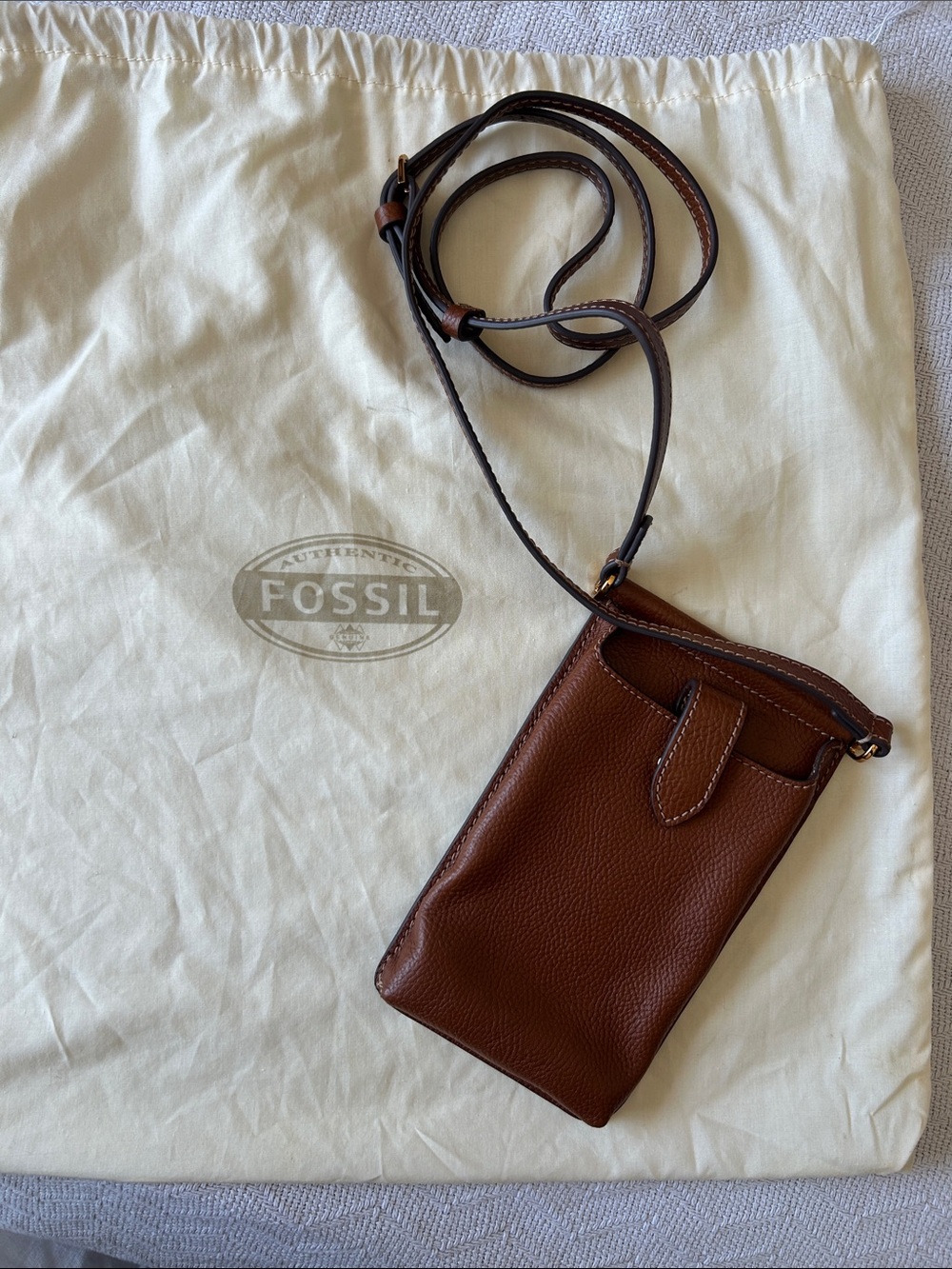 Fossil Chestnut Brown Leather Crossbody Phone Pouch